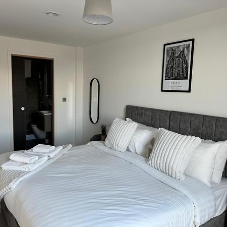 Апартаменты York Minster Icona 250 Free Parking & Gym Экстерьер фото